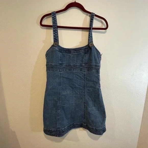 3/$30 Rewind over all mini dress size 9 - Picture 2 of 9